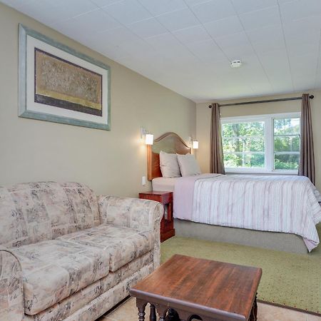 Malahat Bungalows Motel Экстерьер фото