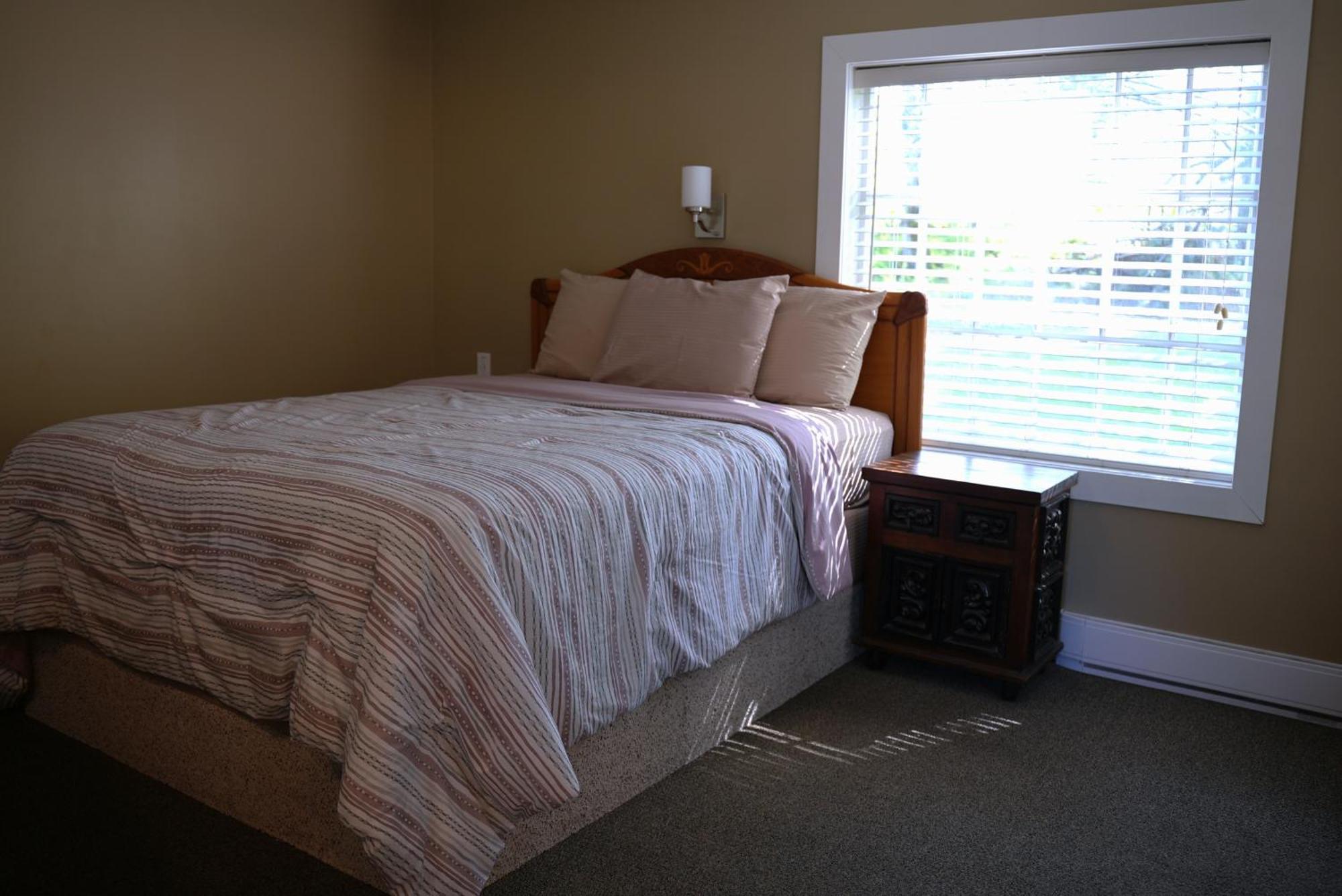 Malahat Bungalows Motel Экстерьер фото