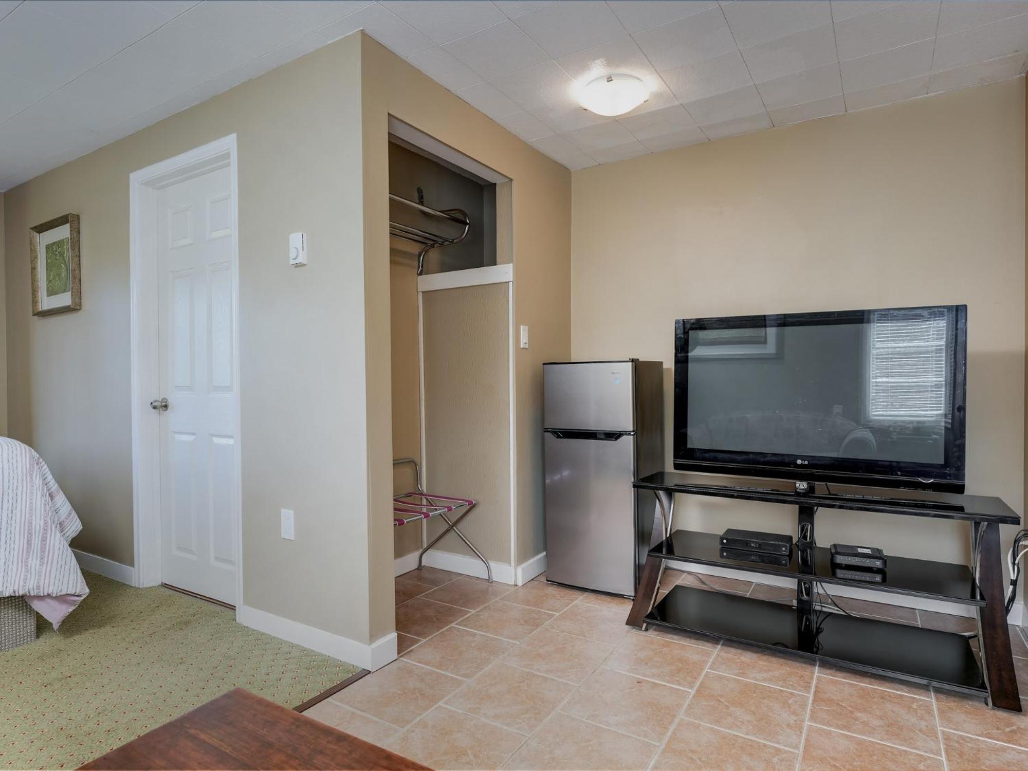 Malahat Bungalows Motel Экстерьер фото