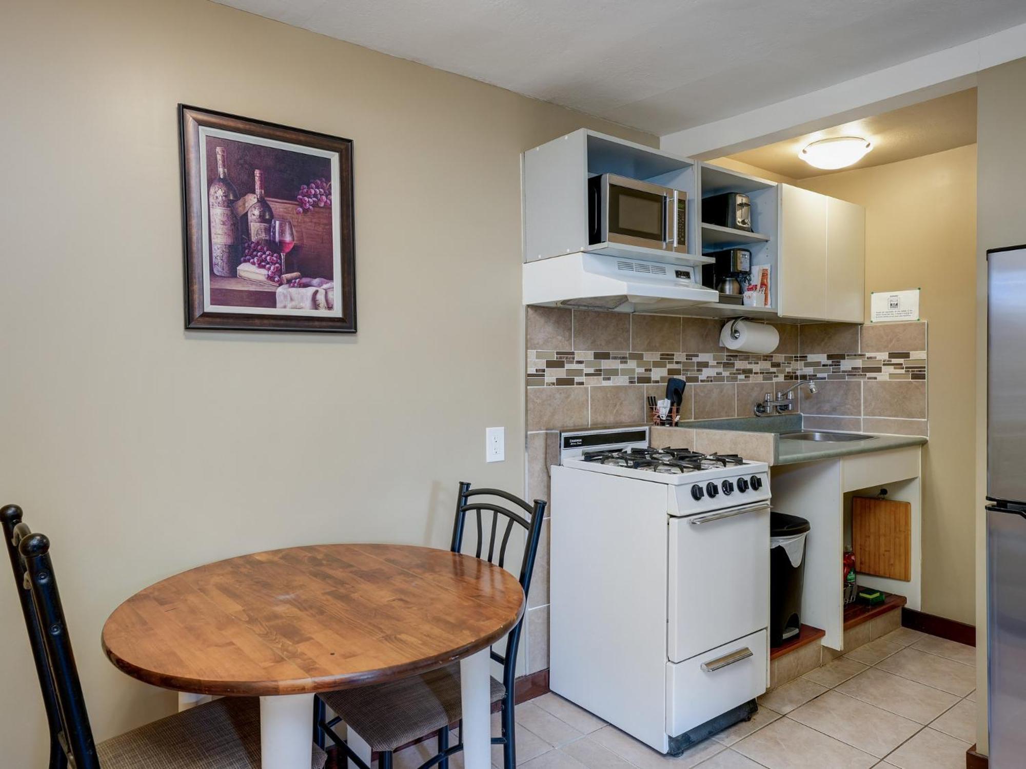 Malahat Bungalows Motel Экстерьер фото